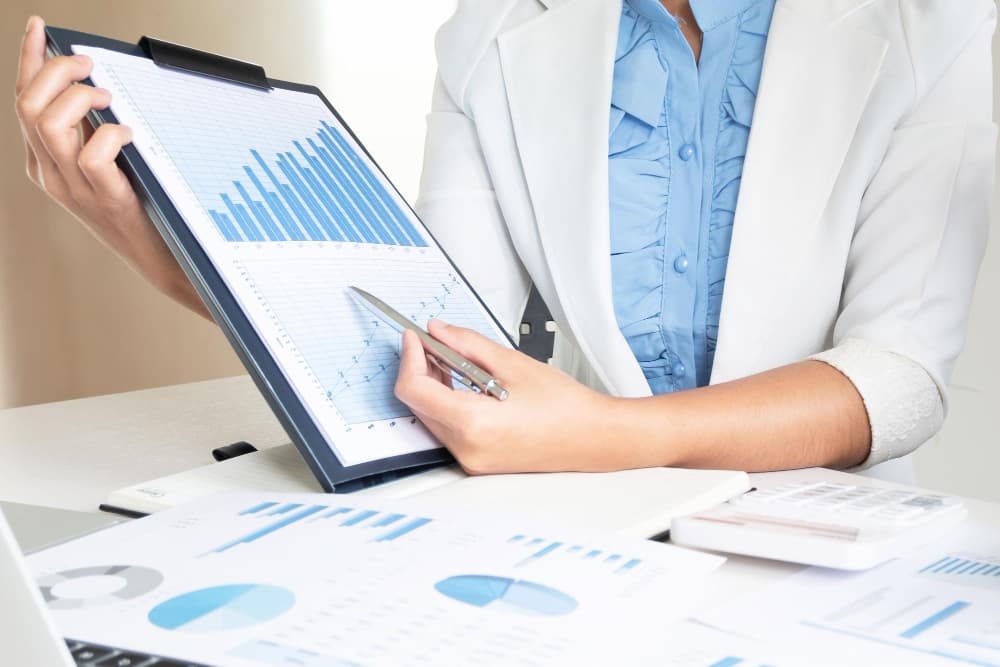 How AI is Reducing Healthcare Administrative Costs: A Strategic Solution for Hospitals
